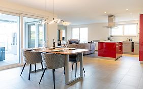 Luxus 3,5 Zi-Whg 128M2, 8 Min Zum See & Altstadt
